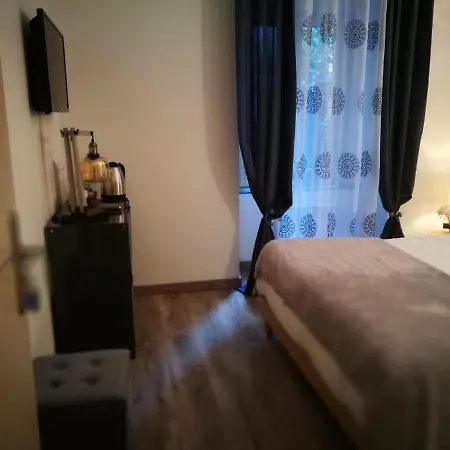 Le Grillon * Pontorson