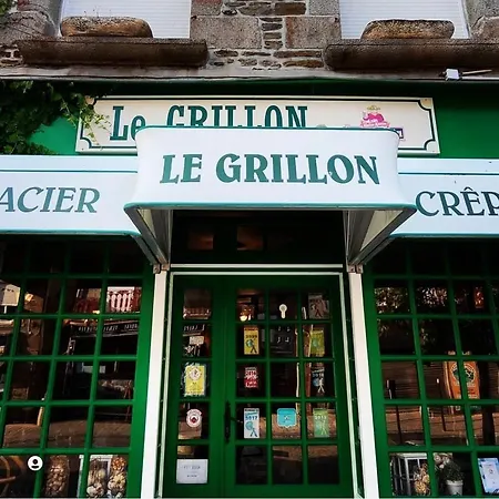 Le Grillon Hotel Pontorson
