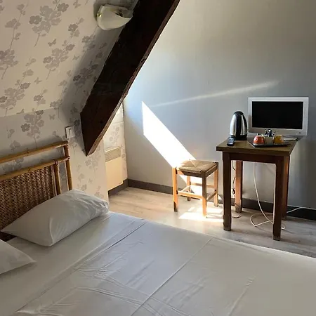 Le Grillon Hotel Pontorson