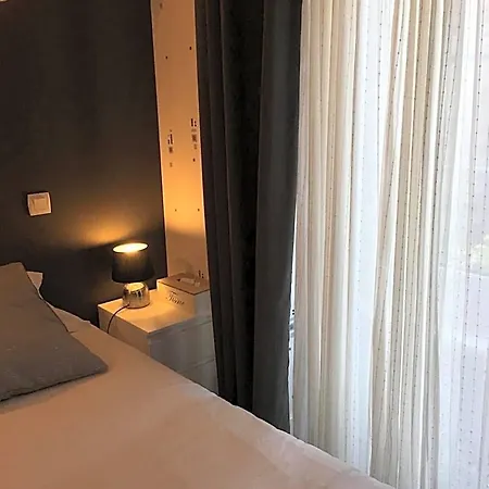 Hotel Le Grillon Pontorson