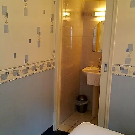 Hotel Le Grillon *
