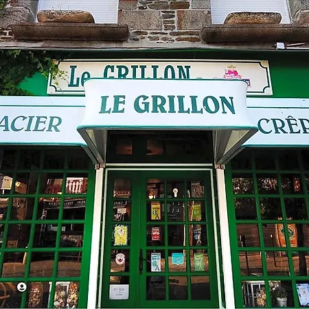Le Grillon