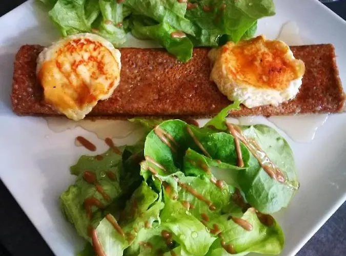 Le Grillon Hotel Pontorson