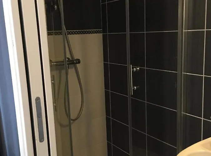 Le Grillon Hotel Pontorson