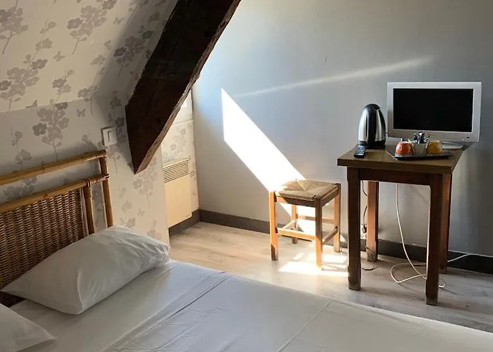 Le Grillon Hotel Pontorson